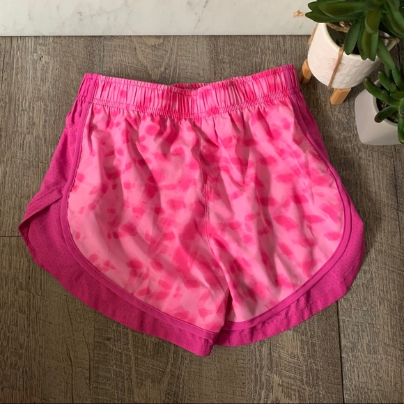 Nike Tempo Running Shorts Fuchsia Tie Dye - Picture 8 of 8